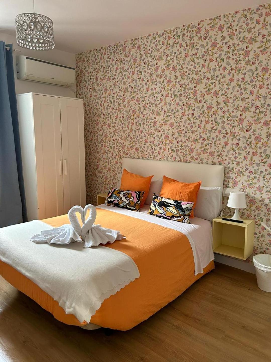 Hostal New Dream Madrid Exterior photo